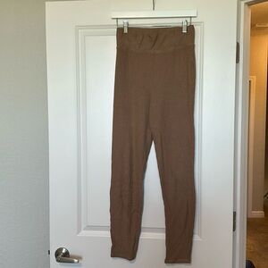 Women’s Abercrombie Leggings. Size L